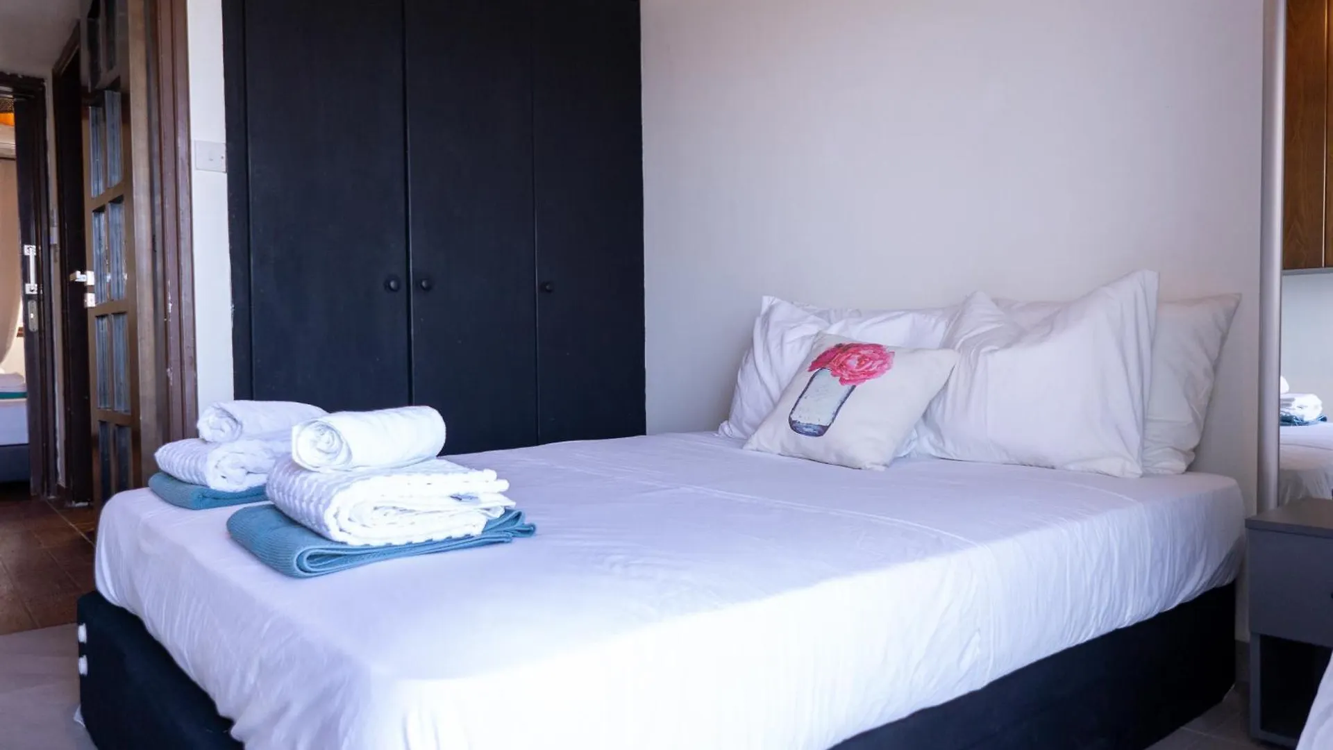 Tatil Evi Beach House At Seafront Villa Meneou Kıbrıs